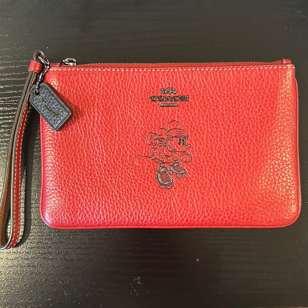 EUC - Coach x Disney Minnie Mouse Pebbled Leather Wristlet